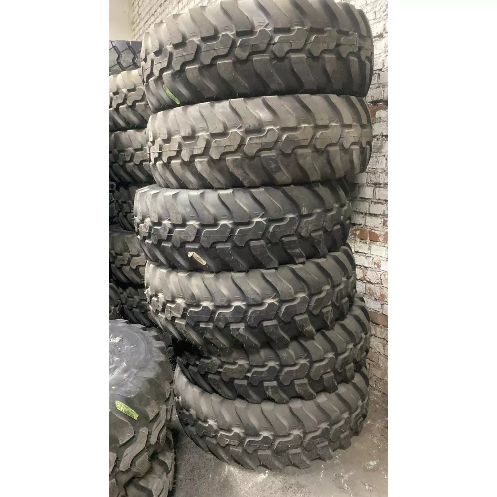 Спецшина 405/70/24 Dunlop sp t9  в Покачи